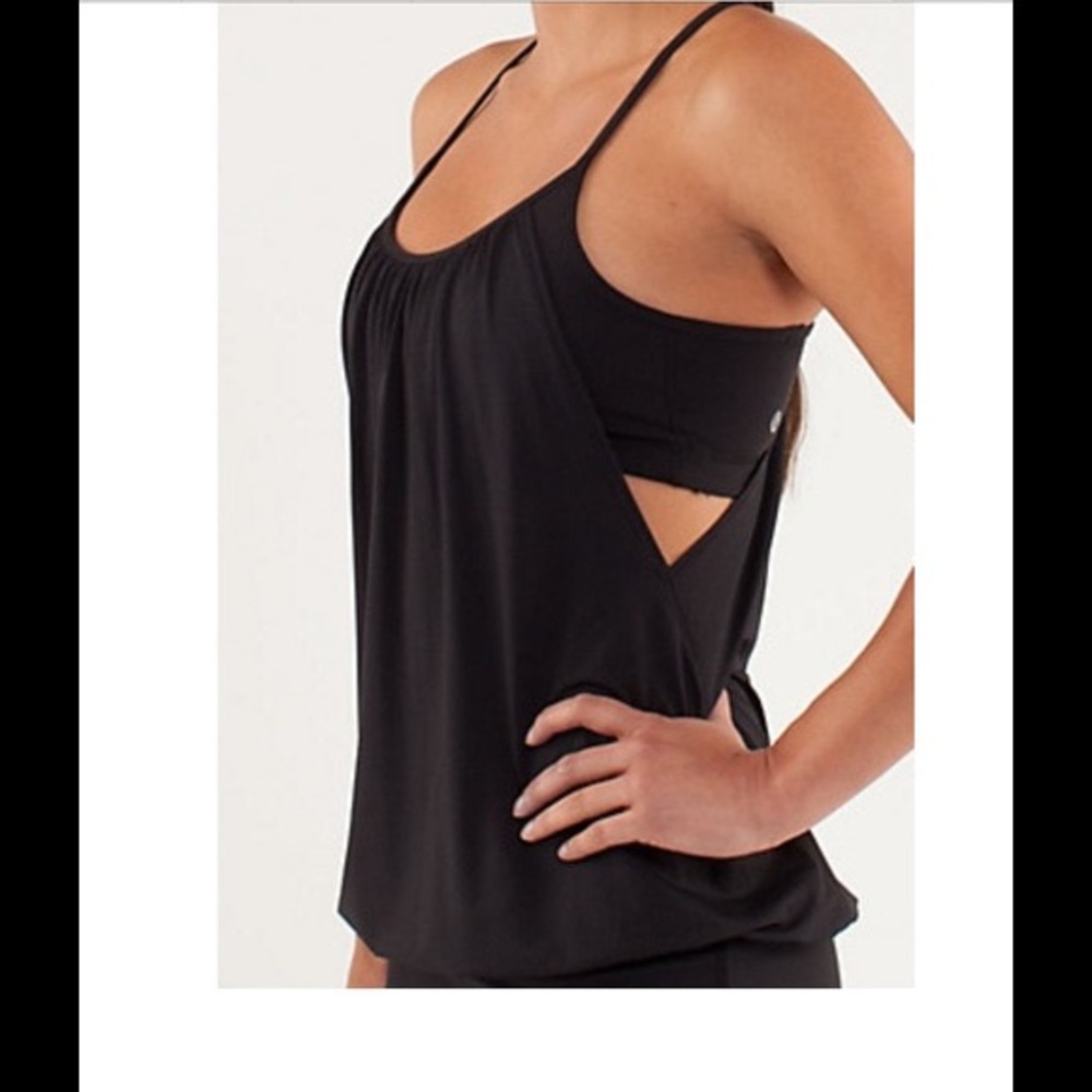 Lululemon No Limits tank